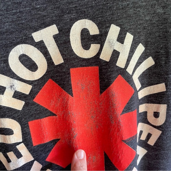 Red Hot Chili Peppers Graphic Band Tshirt. Heathered Charcoal Bravado. Large - Picture 8 of 9